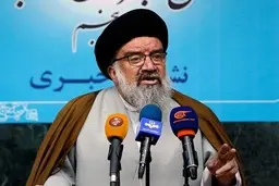 
احمد خاتمی: مسئله تنفیذ یعنی ما دارای مردم‌سالاری غربی نیستیم