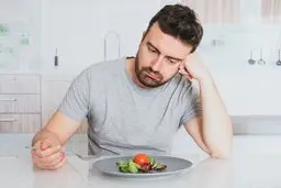 بدترین و خطرناکترین توصیه ها برای کاهش وزن 