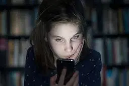 سوءاستفاده جنسی از کودکان در فضای مجازی | از عوامل تهدید کننده فرزند خود اگاه باشید