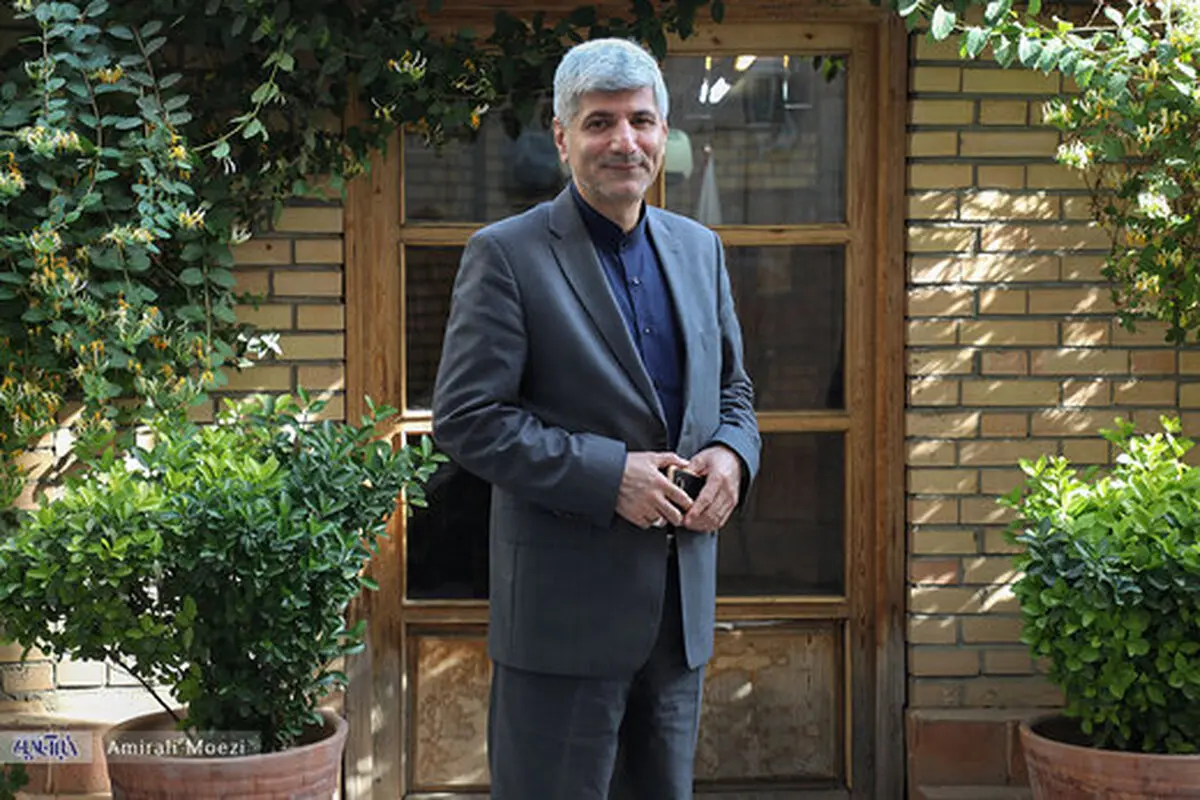 مهمانپرست:برای خرید سربازی وام می‌دهم