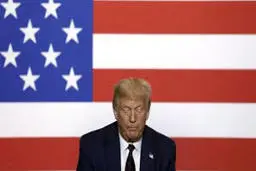 دو عکس از ترامپ به فاصله چند هفته