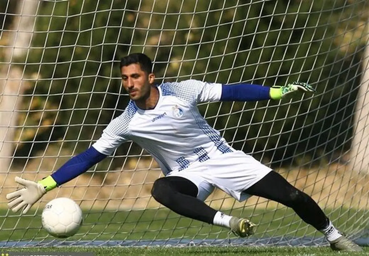 مظاهری و مرادی به باشگاه استقلال رفتند