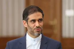 واکنش دبیر ستاد جوانان سردار دهقان نسبت به سخنان سردار جوانی درباره سعید محمد| اگر تخلفی از سوی سعید محمد باشد باید از مجازی قانونی صورت پذیرد