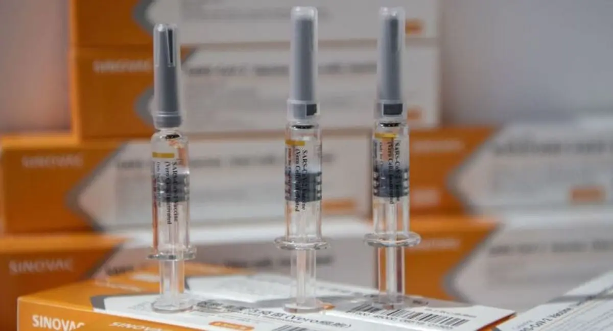 جمهوری آذربایجان نخستین محموله واکسن چینی کرونا را وارد کرد 
