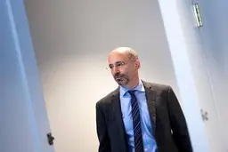 گوی تلفنی معاون وزیر خارجه چین با رابرت مالی نماینده امریکا