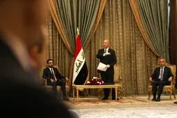ببینید چه کسانی در معرفی نخست وزیر جدید عراق حضور داشتند