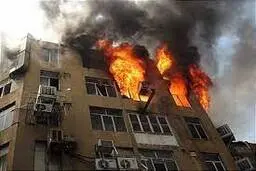 آتش سوزی گسترده در یک کارخانه تولیدی در دماوند