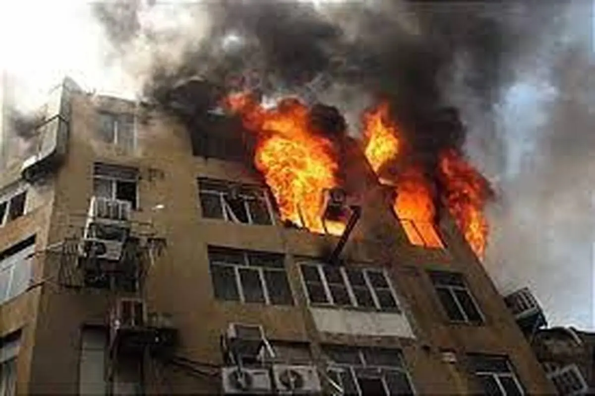 آتش سوزی گسترده در یک کارخانه تولیدی در دماوند