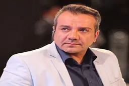 مجری جنجالی استقلالی به شبکه یک برگشت