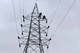 چرا شبکه برق ایران فرو نمی‌ پاشد؟ | سرمایه اصلی این صنعت چیست؟