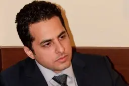 پاسخ کوبنده رضا نصری به سرمقاله روزنامه ایران | «پاسخی به سرمقاله روزنامه ایران در مورد جدال بر سر فصل هفتم!» 