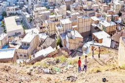 رانده‌شدن طبقه متوسط‌ از مرکز به حاشیه | بررسی حاشیه‌نشینی و فقر شهری در ایران و دیگر کشورها