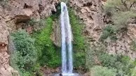 آبشار فصلی بعد از بارش باران و تگرگ در روستای آل، خراسان‌رضوی+ویدئو 
