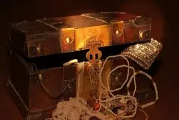 کشف بزرگ جوینده خوش‌شانس دانمارکی؛ یک کیلوگرم طلای ۱۵۰۰ ساله