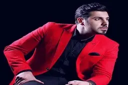 اجرای فالش احسان خواجه امیری در کنسرتش! | این چه وضع خوانندگیه؟!+ ویدئو 