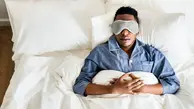 میدونستی اگه بد بخوابی صورتت چروک میفته؟! | بهترین حالت خوابیدن برای جلوگیری از چین و چروک صورت