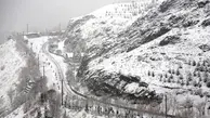 بارش برف سنگین در تهران موجب زمین گیر شدن یک تانک شهرداری شد