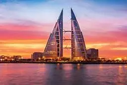 برج تجارت جهانی بحرین؛ شاهکار معماری و انرژی پاک از بادهای خلیج فارس+ ویدیو 