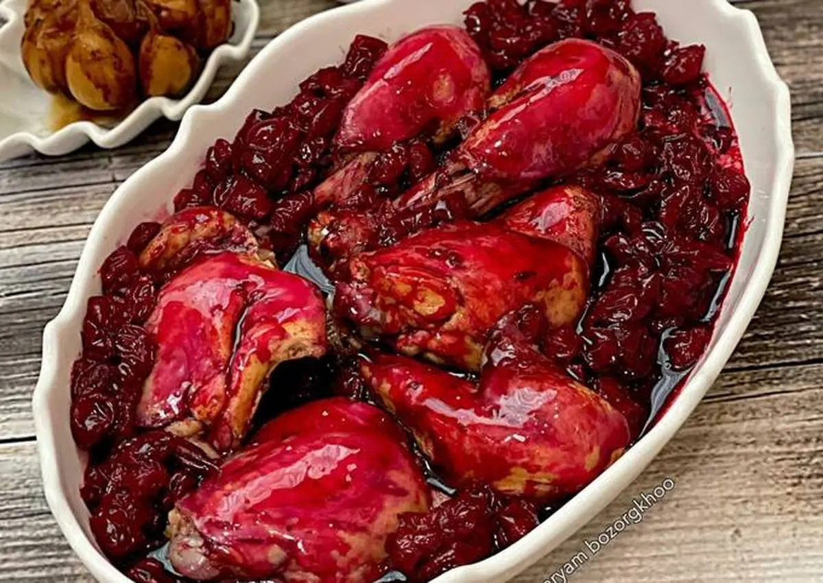 طعم ترش و شیرین تابستان در بشقاب شما با مرغ آلبالویی! | طرز تهیه مرغ آلبالویی +ویدیو