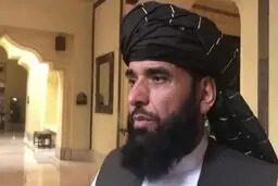 سخنگوی طالبان: خشونت سیاست رسمی ما نیست | از همه کارمندان زن می‌خواهیم کارشان را از سر بگیرند