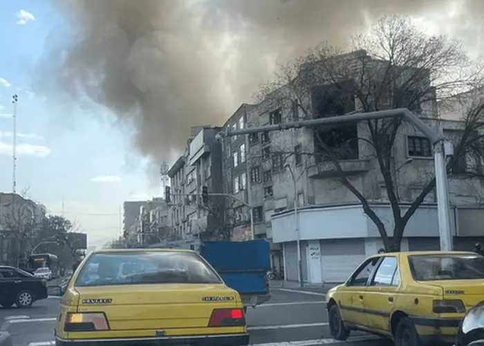 شنیده‌شدن صدای ۳ انفجار در مرکز شهر تهران | ماشین های آتش نشانی از میدان انقلاب به طرف محل انفجار در حال حرکت هستند +جزئیات