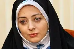 تابلو فرش خاص در دستان نفیسه روشن + عکس
 