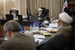 
کیهان   |   شورای نگهبان باید احراز صلاحیت نامزدهای ریاست جمهوری را با سخت‌گیری زیاد انجام دهد