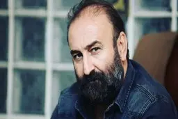 مهران احمدی: کَلک سینما در دوسال آینده کنده است  | افشاگری عجیب بازیگر معروف سریال پایتخت