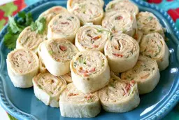 طرز تهیه رولت سرد یا فاین رولت | یه فینگر فود خوشمزه و مجلسی برای مهمانی‌ها