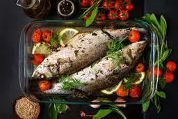 ماهی شکم‌پر، شاه‌کار آشپزی برای یلدا | ماهی شکم‌پر با سبزی مخصوص و رب انار +ویدئو