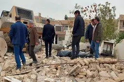 حادثه هولناک در بومهن |  لودر وارد یک خانه شد و یک نفر را کشت!