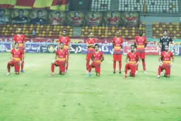 ترس به جان فوتبال افتاد | کرونا فوتبالی ها را ترساند