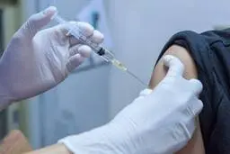 تست انسانی واکسن اختصاصی اُمیکرون آغاز شد 