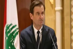 
دیوید هیل  |  بدون اصللاحات جدی به لبنان کمک درازمدت ارائه نمی‌دهیم