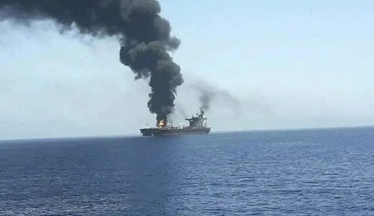 کشتی حادثه‌دیده نزدیک عمان هدف حمله پهپادی قرار گرفته است 