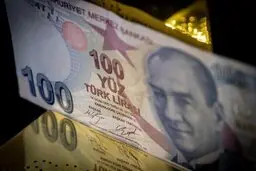 
ارزش لیر ترکیه بار دیگر روندی نزولی را تجربه کرد 
