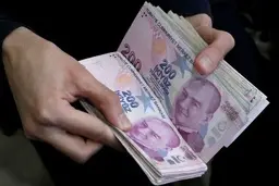 ضربه جدید اردوغان به لیر