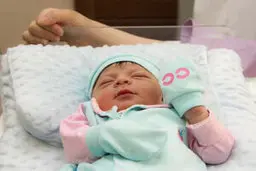 یک توصیه به دختران: اگر می خواهید دیابت نگیرید،طبیعی به دنیا بیایید ، نه با سزارین!