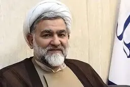 
عضو هیأت نظارت بر انتخابات شورا‌های استان تهران  |  قاطع می‌گویم؛ فضا برای حضور افراد مساله دار در انتخابات شورا‌ها بسته می‌شود
