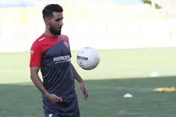  بشار رسن  |  هافبک پرسپولیس مرد سال آسیا می‌شود؟ 