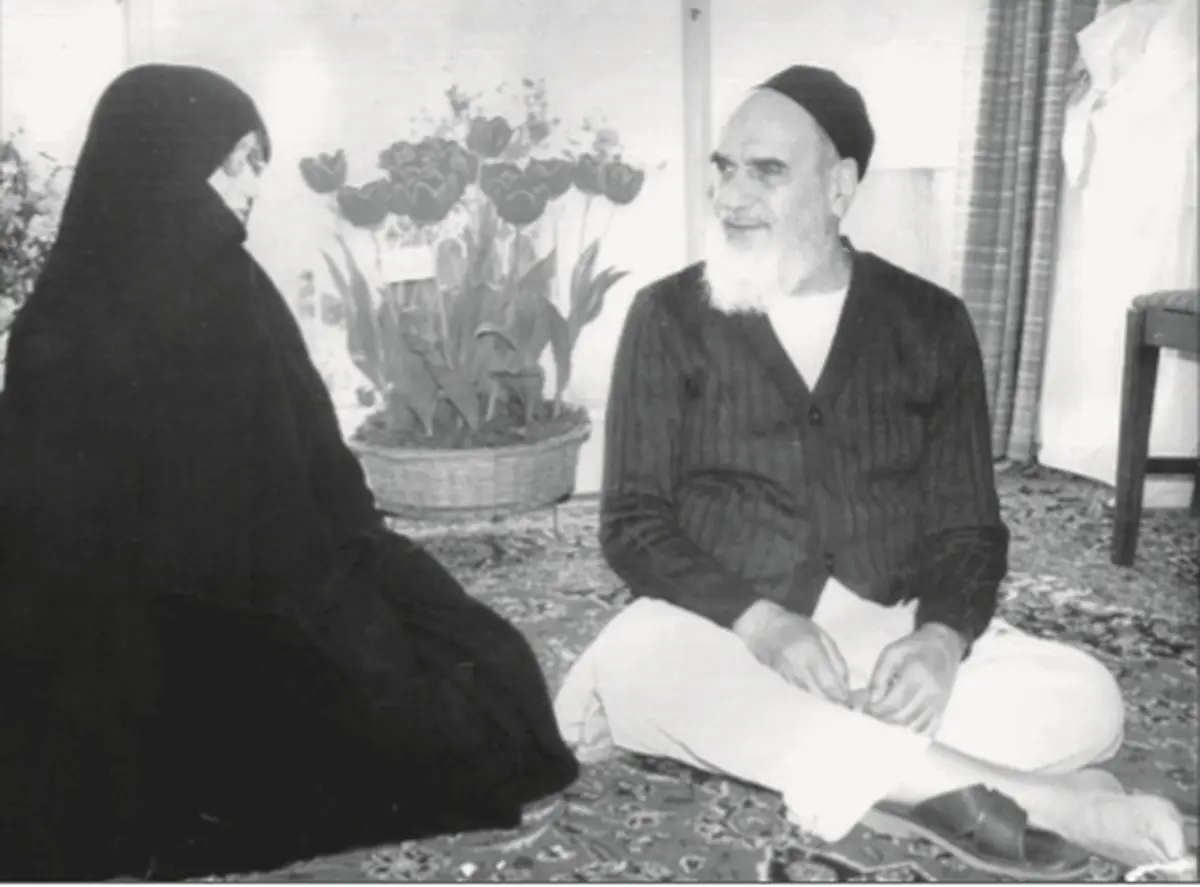 آیت الله کاشانی به آقاجانم گفته بود: «این اعجوبه (امام خمینی) را از کجا پیدا کردی؟»
