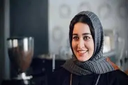 روایت تلخ مه لقا می نوش زاد بازیگر | او از فوت پدر و مادرش به فاصله دو سال میگوید  + ویدیو 