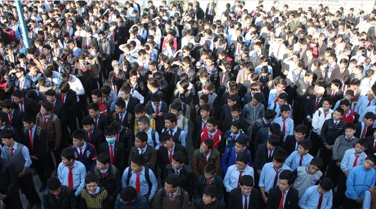 بستن کراوات در مدارس کابل از سوی طالبان ممنوع شد