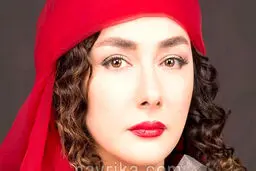 اشک هانیه توسلی درآمد | چهره آشفته و بی قرار هانیه توسلی در تشییع جنازه مهرجویی +عکس