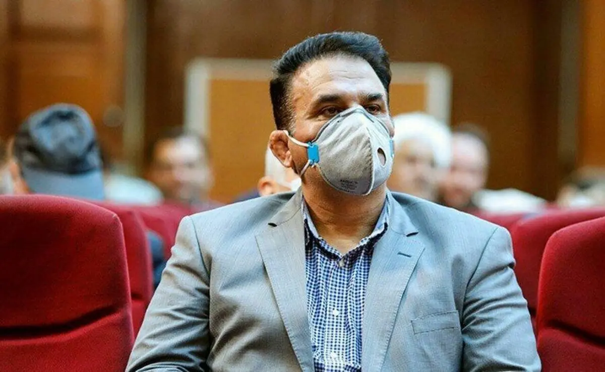 کنایه سخنگوی وزارت بهداشت به ماسک عجیب آقای بازپرس