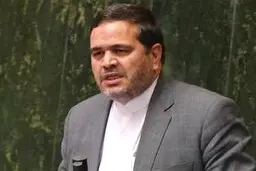 عنابستانی بالاخره با حضور در محل کار سرباز راهور، رسماً از او عذرخواهی کرد