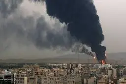 آتش سوزی در  پالایشگاه نفت تهران پایان یافت