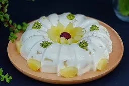 دسر آناناس؛ خوشمزگی لایه‌لایه | یه انتخاب خاص برای عاشقان دسرهای متفاوت +ویدئو