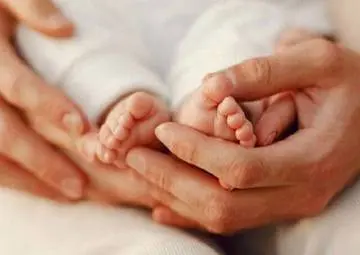 اجرای طرح کارت امید مادران به اریبهشت‌ موکول شد