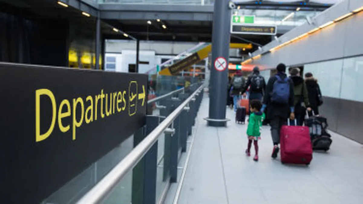  کرونا  |   افزایش محدودیت‌های مسافرتی به مقصد و از مبدا بریتانیا 